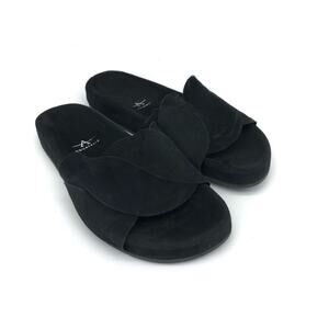 AQUATALIA Ivey Suede Slide Sandals Black 7.5